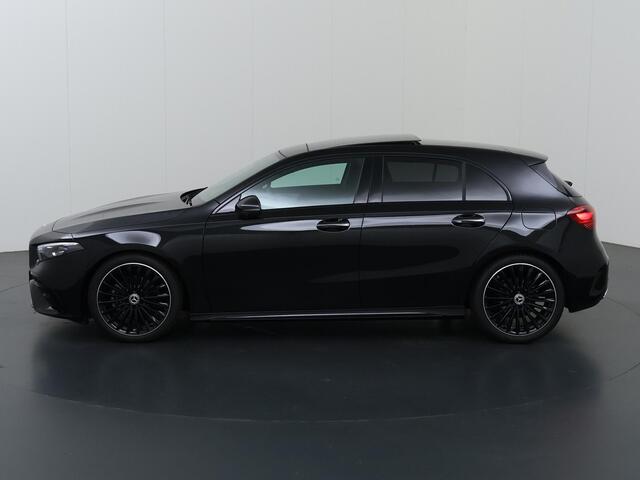 Mercedes-Benz A-KLASSE 180 Business Solution AMG | Panoramaschuifdak | Premium plus | Head-Up | Stoelverwarming | Achteruitrijcamera | MULTIBEAM LED |