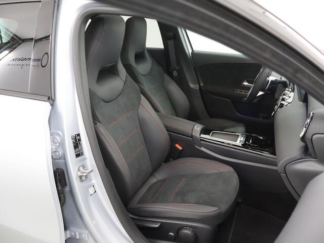 Mercedes-Benz A-KLASSE 180 Business Solution AMG | Panoramaschuifdak | Stoelverwarming | Achteruitrijcamera | MULTIBEAM LED |