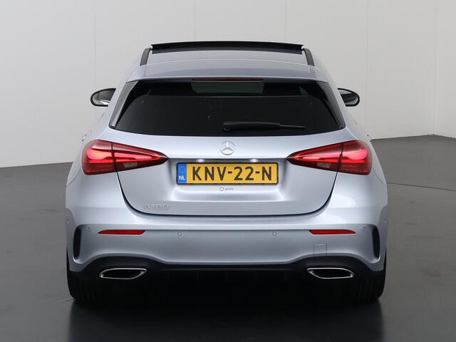 Mercedes-Benz A-KLASSE 180 Business Solution AMG | Panoramaschuifdak | Stoelverwarming | Achteruitrijcamera | MULTIBEAM LED |
