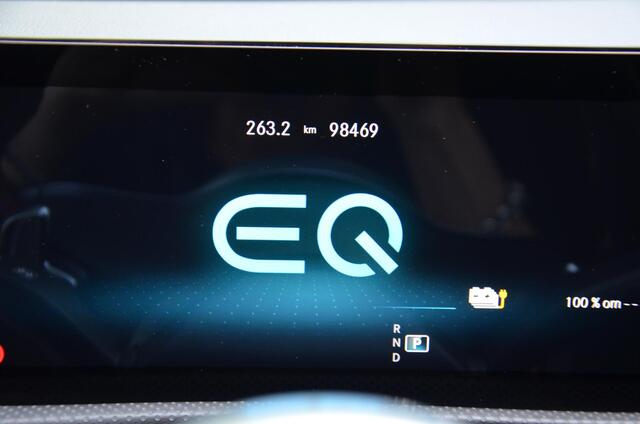 Mercedes-Benz A-KLASSE 250 e Business Solution AMG Limited Automaat/Led/Navi/Pdc/Ecc/Panoramadak/Achteruitrijcamera/Stoelverwarming/Cr-Controle/Privacy-Glass/Lmv/18-Inch Lmv/ Elektrisch verstelbare voorstoelen met geheugenfunctie