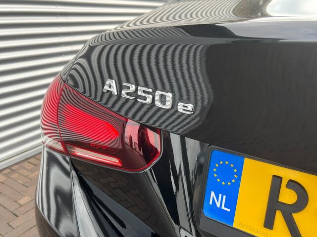 Mercedes-Benz A-KLASSE 250 e Business Solution AMG Limited
