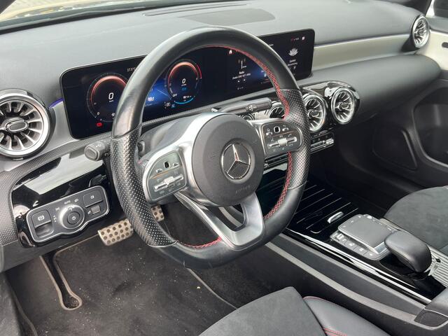 Mercedes-Benz A-KLASSE 250 e Business Solution AMG Limited