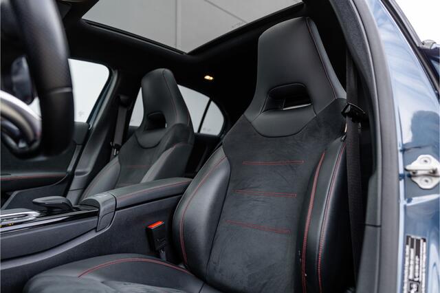 Mercedes-Benz A-KLASSE 250 e AMG Line Pano / Sfeerverlichting / Carplay / Night Pakket / 18inch /