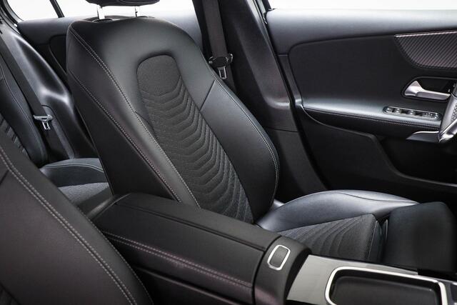 Mercedes-Benz A-KLASSE 180 Business Line | HALF LEDER | STOELVERWARMING | DAB | CAMERA