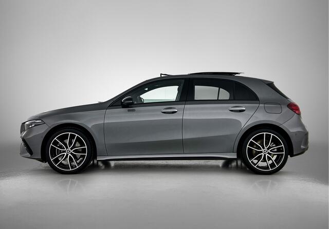 Mercedes-Benz A-KLASSE 250 e Business Solution AMG | AMG Line Plus pakket | Smartphone-integratie | Head-up display | Panoramaschuifdak | Inclusief 24 maanden Mercedes-Benz Certified garantie voor Europa.