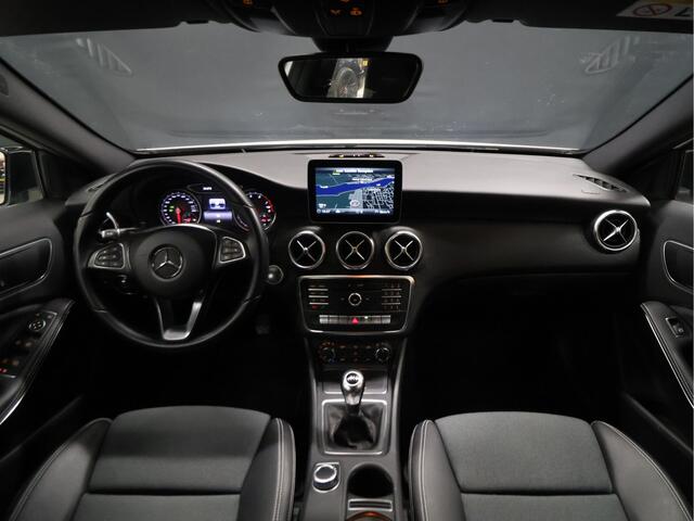 Mercedes-Benz A-KLASSE 160 Ambition [CRUISE CONTROL, PDC V+A, STUURWIEL MULTIFUNCTIONEEL, CLIMATE CONTROL, LED, GARMIN MAP PILOT, SPORTSTOELEN, REGENSENSOR, NIEUWSTAAT]