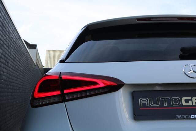 Mercedes-Benz A-KLASSE 250 e AMG Pakket AMG NightPakket (Pano Sportleder/Memory Carplay Widescreen Camera Burmester Keyless Full-Led PrivacyGlass) – foto 5