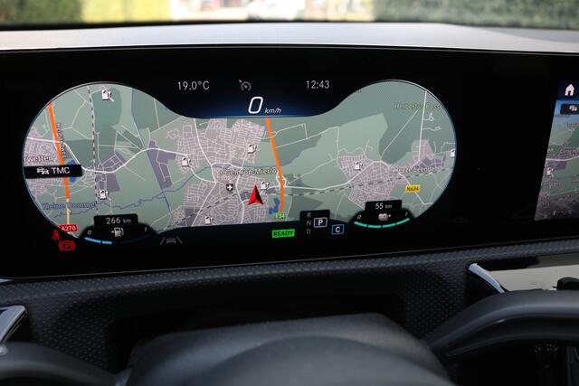 Mercedes-Benz A-KLASSE 250 e AMG Pakket AMG NightPakket (Pano Sportleder/Memory Carplay Widescreen Camera Burmester Keyless Full-Led PrivacyGlass) – foto 8