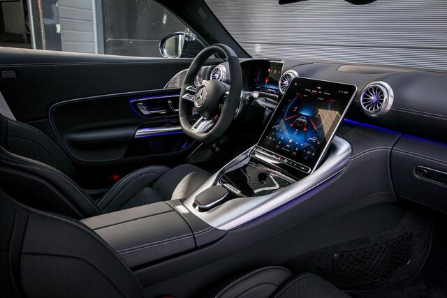 Mercedes-Benz AMG-GT 63 4MATIC+ | Premium Plus | Rijassistentiepakket Plus | AMG Nightpakket II | AMG Carbon Exterieur Pakket | AMG Aerodynamica Pakket | AMG Keramisch Remsysteem | AMG Performance Sportstoelen | 2+2 Concept met Neerklapbare Achterbank | Liftsysteem Vooras