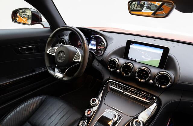 Mercedes-Benz AMG-GT 4.0 | Panoramadak | Nightpakket | Sportuitlaat |