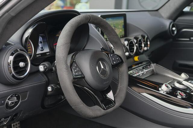 Mercedes-Benz AMG-GT GTR 4.0 V8 585pk R NLauto Keramisch Bucket seats Carbonpakket Burmester Camera DAB CommandOnline