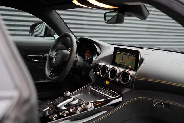 Mercedes-Benz AMG-GT 4.0 R