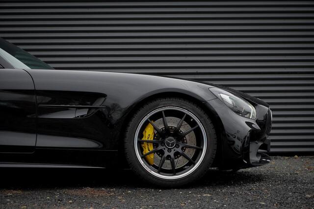 Mercedes-Benz AMG-GT 4.0 R