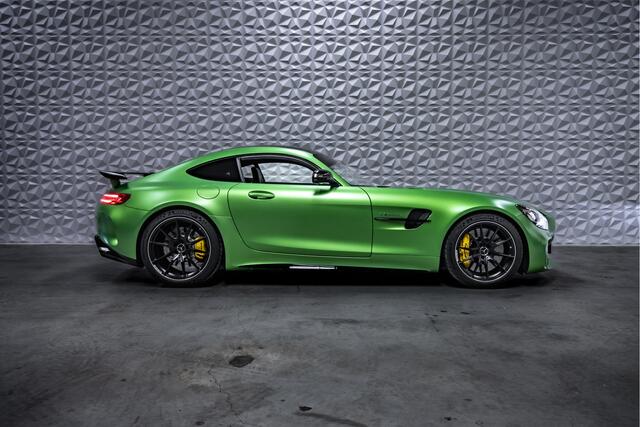 Mercedes-Benz AMG-GT 4.0 R | Carbon | Burmester | Magno