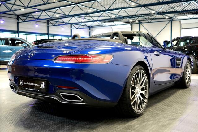 Mercedes-Benz AMG-GT Roadster 4.0 V8 350kW/476pk DCT7 DISTRONIC + BURMESTER + SOFTLEDER + AIRSCARF + CAMERA + DODEHOEK MELDER + PRE-SAFE + AMG PERF. UITLAAT + RIDE MODES + KEYLESS ENTRY&GO + PARKSENSOREN V&A + FOLIE VOORBUMPER + 19"/20" AMG-VELGEN GEPOLIJST!