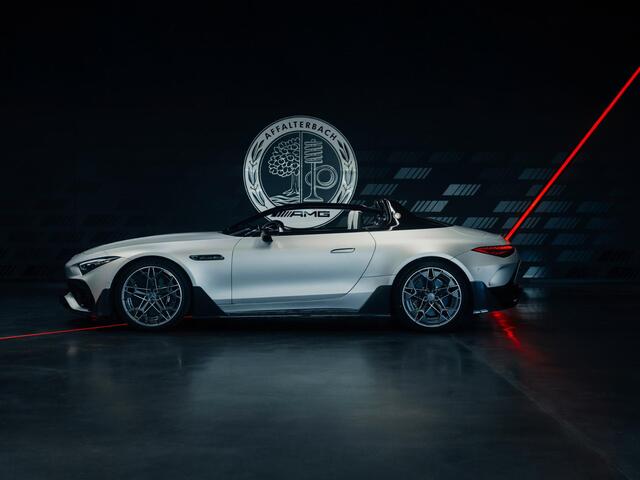 Mercedes-Benz AMG PureSpeed