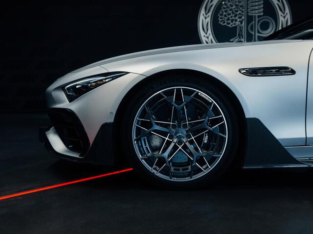Mercedes-Benz AMG PureSpeed