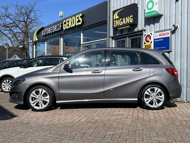 Mercedes-Benz B-KLASSE 180 Prestige | AUTOMAAT | TREKHAAK | NAVI | CAMERA |