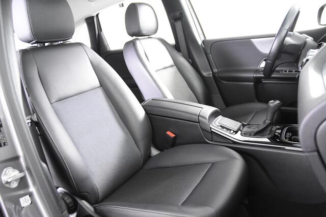 Mercedes-Benz B-KLASSE 180 *1ste Eigenaar*Navigatie*Leer*Trekhaak*Stoelverwarming*