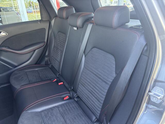 Mercedes-Benz B-KLASSE 180 Business Solution AMG Upgrade Edition Automaat Navi+BT+Cam Cr. Control Stoelvw 18"LMV