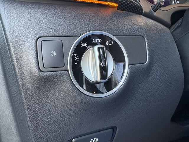 Mercedes-Benz B-KLASSE 180 Business Solution AMG Upgrade Edition Automaat Navi+BT+Cam Cr. Control Stoelvw 18"LMV