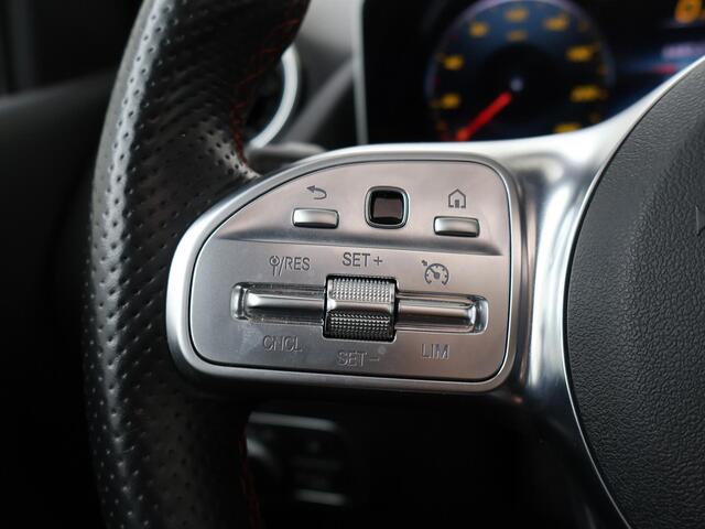 Mercedes-Benz B-KLASSE 180 Business Solution AMG | Automaat | Panoramadak | Flippers | Multifunctioneel stuurwiel | Cruisecontrol | Spraakbediening | Bluetooth | Stoelverwarming | Deurvergrendeling | Climate | Dab+ | Navigatie | Apple Carplay - Androidauto | Parkeersensoren | A