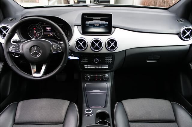 Mercedes-Benz B-KLASSE 180 Prestige | Pano | Sfeer |