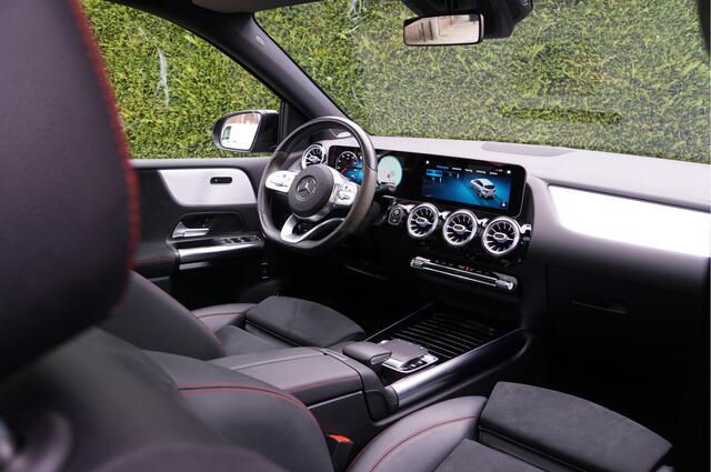 Mercedes-Benz B-KLASSE B 220 AMG line
