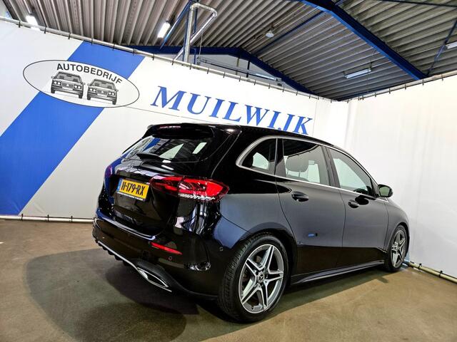 Mercedes-Benz B-KLASSE 180 Business Solution AMG / Widescreen / NL Auto
