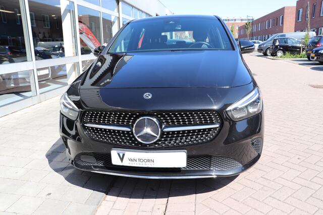 Mercedes-Benz B-KLASSE 180 Business Solution Plus Automaat.