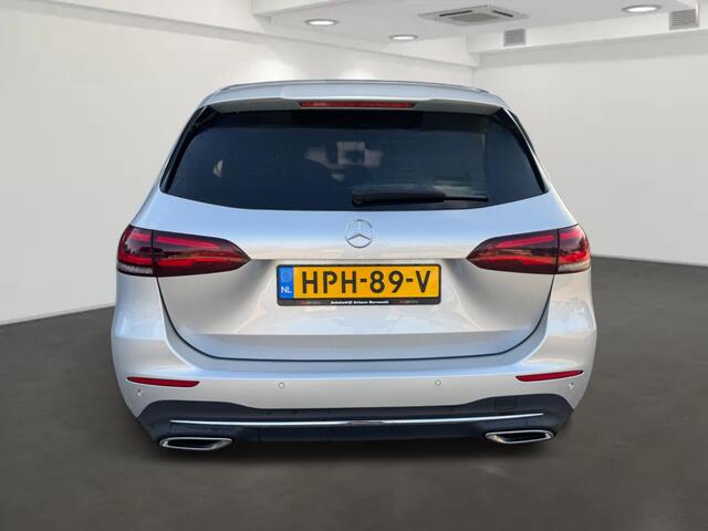Mercedes-Benz B-KLASSE 180 Launch Edition Premium Plus