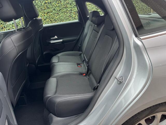 Mercedes-Benz B-KLASSE 180 Launch Edition Premium Plus