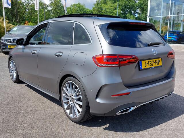 Mercedes-Benz B-KLASSE 180 136pk Automaat Launch Edition Premium Plus AMG-Line | Navi | Clima | Cruise | Led Matrix | Keyless Entry | Panorama Schuifdak | Pdc V+A+Assist+Camera | Privacy Glass | 19''lm