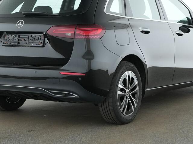 Mercedes-Benz B-KLASSE 250 e Plug-In Hybride | Progressive Line Advanced Plus | Dodehoek Assist | Sfeerverlichting | Stuur en Stoelverwarming | Inclusief 24 maanden MB Certified garantie voor Europa.