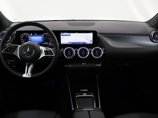 Mercedes-Benz B-KLASSE 250 e Star Edition Luxury Line | Stoelverwarming | Panoramadak | Keyless go | Sfeerverlichting | Easypack - achterklep