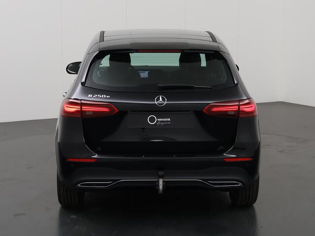 Mercedes-Benz B-KLASSE 250 e Star Edition Luxury Line | Stoelverwarming | Panoramadak | Keyless go | Sfeerverlichting | Easypack - achterklep
