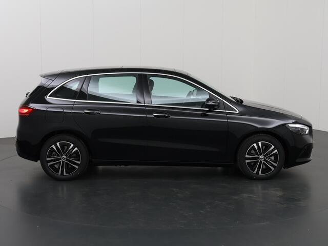 Mercedes-Benz B-KLASSE 250 e Star Edition Luxury Line | Stoelverwarming | Panoramadak | Keyless go | Sfeerverlichting | Easypack - achterklep