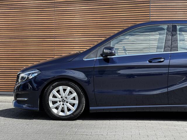 Mercedes-Benz B-KLASSE 180 Business Solution Trekhaak / Navigatie / Camera