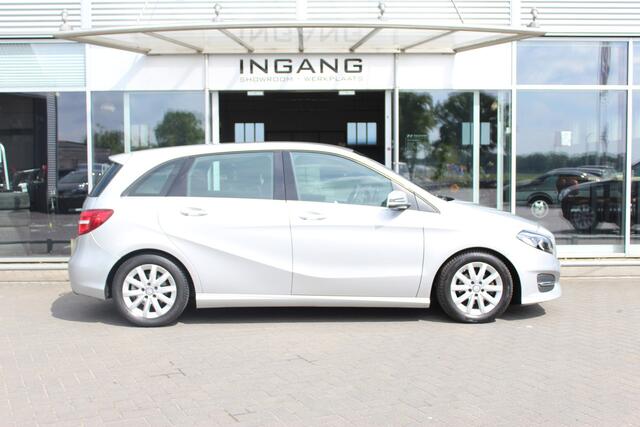 Mercedes-Benz B-KLASSE 180 d Lease Edition Plus | Trekhaak | Cruise | Automaat