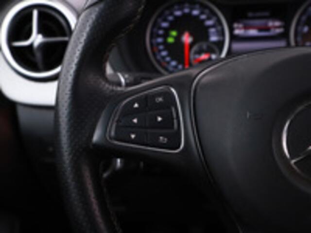 Mercedes-Benz B-KLASSE 180 Prestige Handgeschakeld