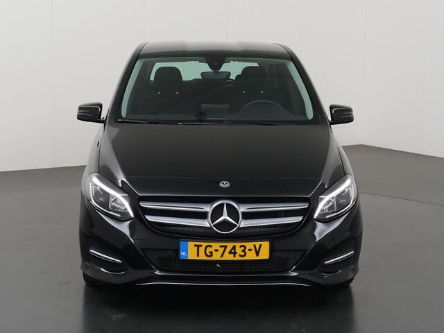Mercedes-Benz B-KLASSE 180 Ambition | Style pakket | LED Koplampen | Navigatiesysteem |