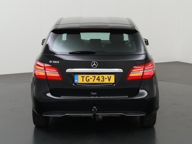 Mercedes-Benz B-KLASSE 180 Ambition | Style pakket | LED Koplampen | Navigatiesysteem |