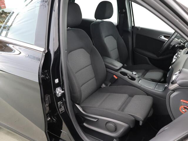 Mercedes-Benz B-KLASSE 180 Ambition | Style pakket | LED Koplampen | Navigatiesysteem |