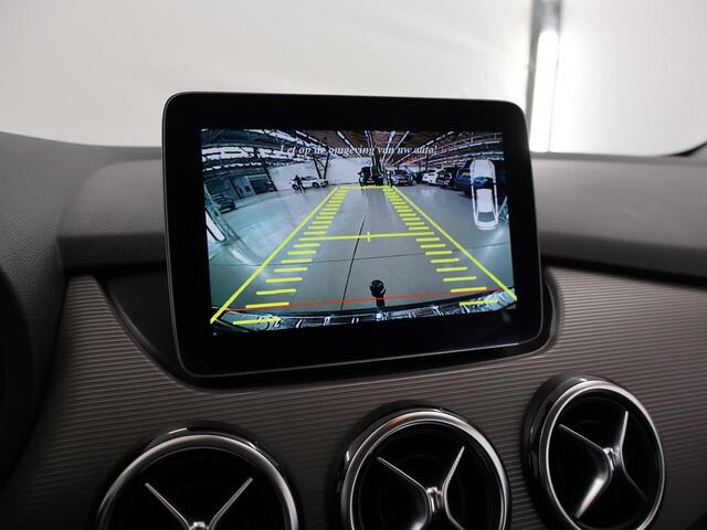 Mercedes-Benz B-KLASSE 180 Ambition | Style pakket | LED Koplampen | Navigatiesysteem |