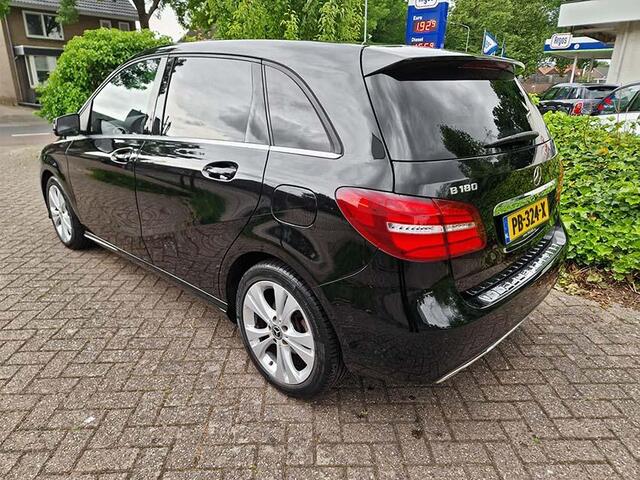 Mercedes-Benz B-KLASSE 180 Lease Edition