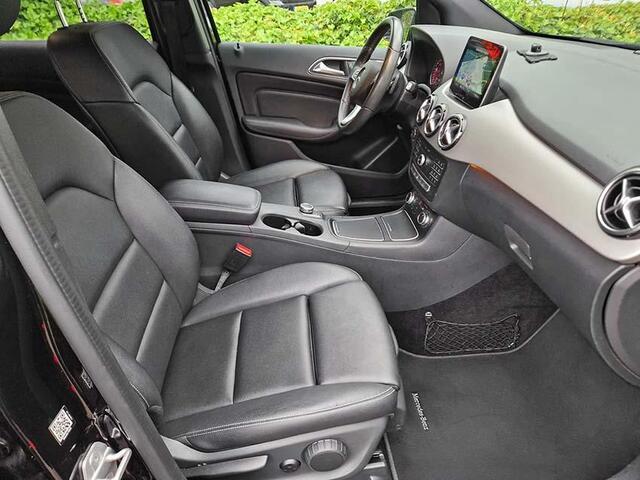 Mercedes-Benz B-KLASSE 180 Lease Edition