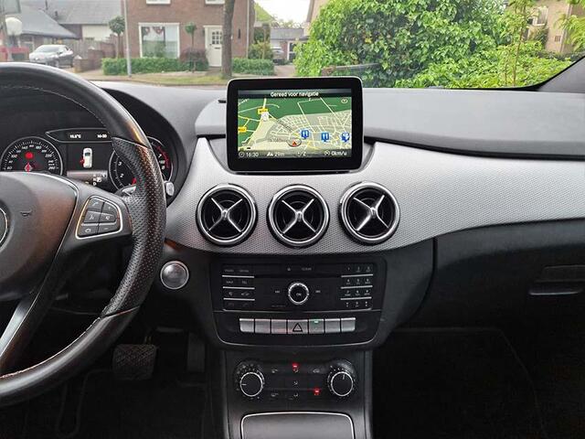 Mercedes-Benz B-KLASSE 180 Lease Edition