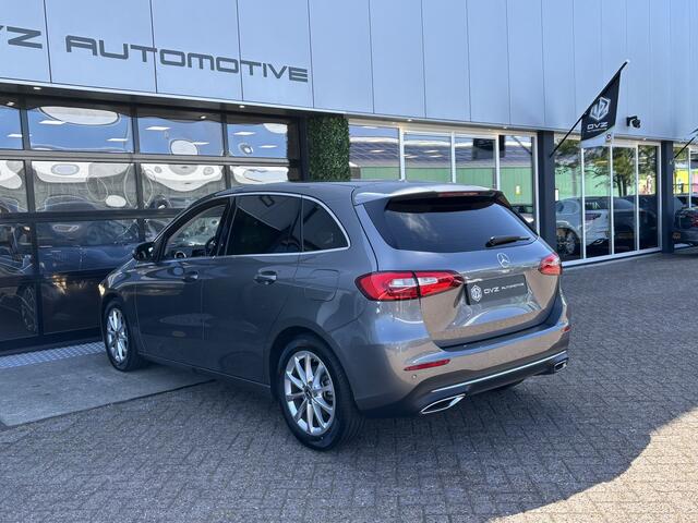 Mercedes-Benz B-KLASSE 180 Business Solution Luxury | Widescreen | Camera | Trekhaak