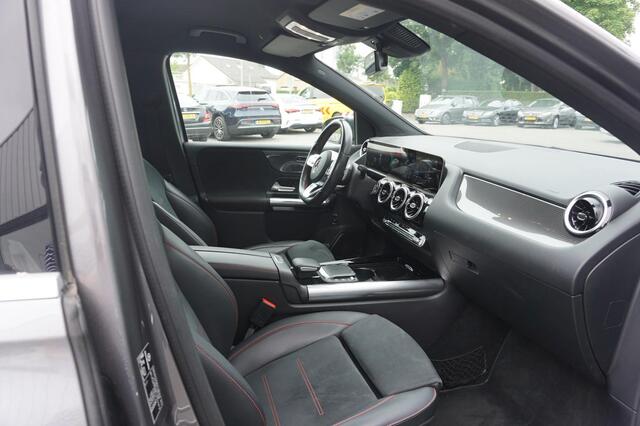 Mercedes-Benz B-KLASSE 180 Business Solution AMG