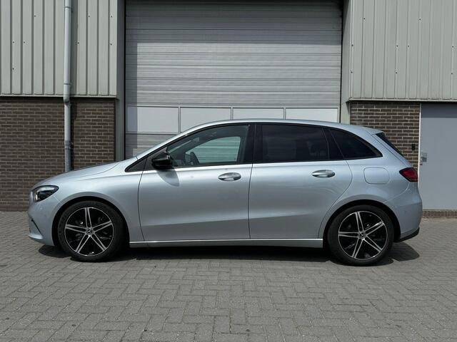 Mercedes-Benz B-KLASSE 180 Luxury Line | Panoramadak | Nightpakket |